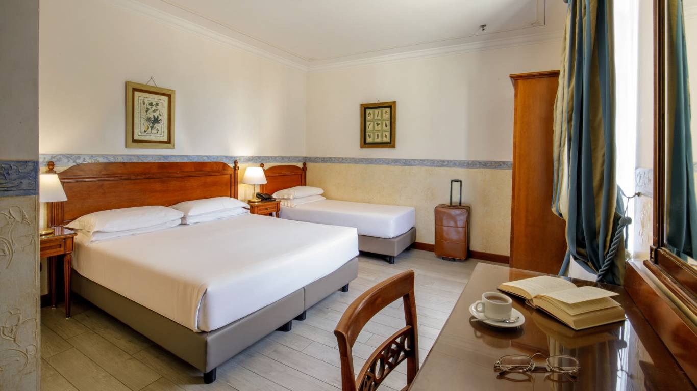 hotel-alessandrino-roma-camera-tripla-IMG-4856