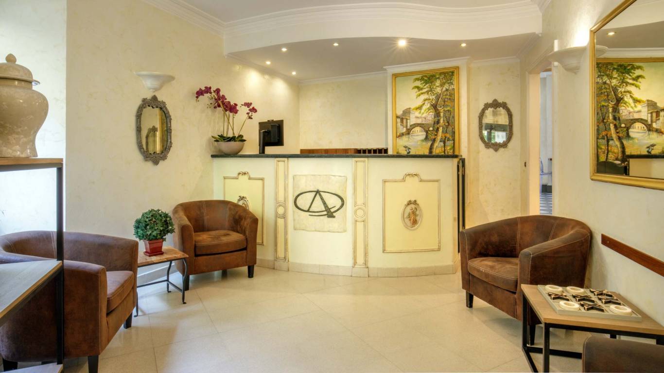 hotel-alessandrino-roma-reception-IMG-4960