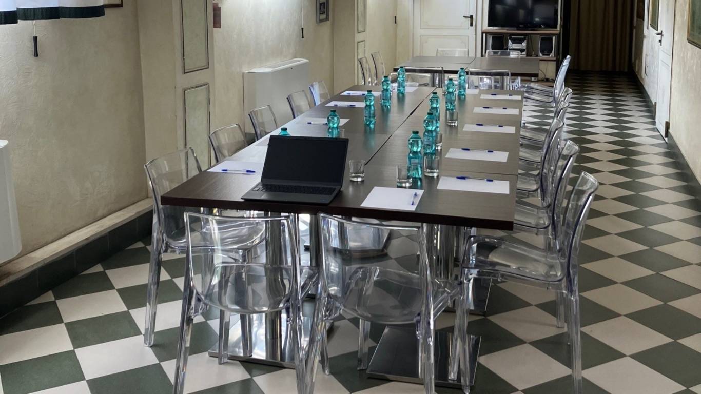hotel-alessandrino-roma-sala-meeting-3