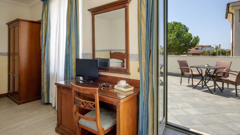 hotel-alessandrino-roma-camera-tripla-IMG-4884